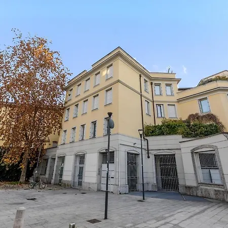 Industrial Loft - Naviglio Grande Apartman *